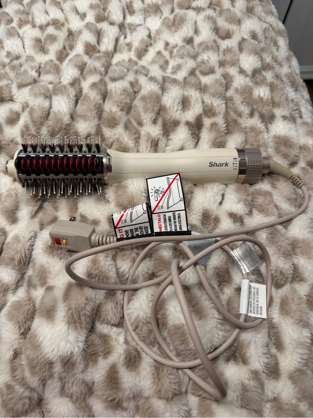 Shark hair dryer brush